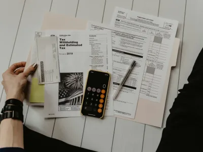 Inadimplência recorrente: por que a dívida volta?